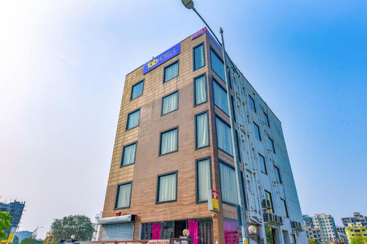 Oyo 75427-阳光酒店 Gauripur  外观 照片